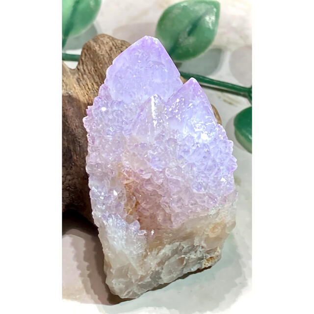 トライゴーニック✨カクタスアメジスト サボテン水晶 ラフストーン