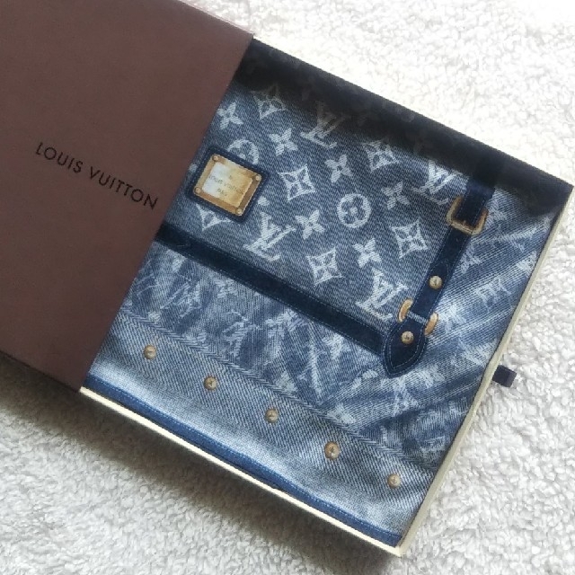 ルイヴィトン LOUIS VUITTON カレ ニューデニム ハンカチ スカーフレディース