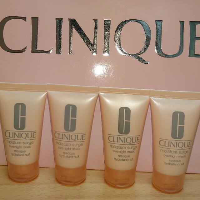 CLINIQUE(クリニーク)のクリニーク　モイスチャーサージ　オーバーナイトマスク　30ml ✕4本 コスメ/美容のスキンケア/基礎化粧品(フェイスクリーム)の商品写真