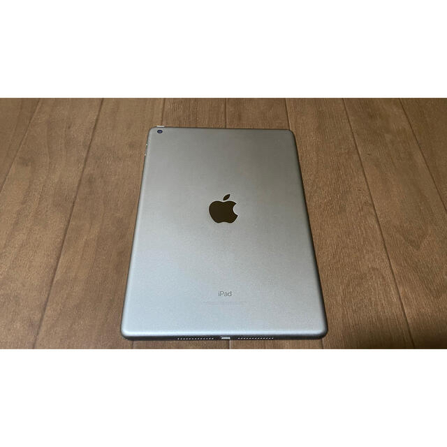 Apple iPad 第6世代　スペースグレイ　32GBPC/タブレット