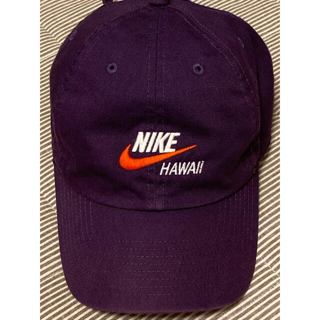 NIKE(ナイキ)のNIKE ナイキ ★ハワイ限定　キャップ　パープル　ユニセックス レディースの帽子(キャップ)の商品写真