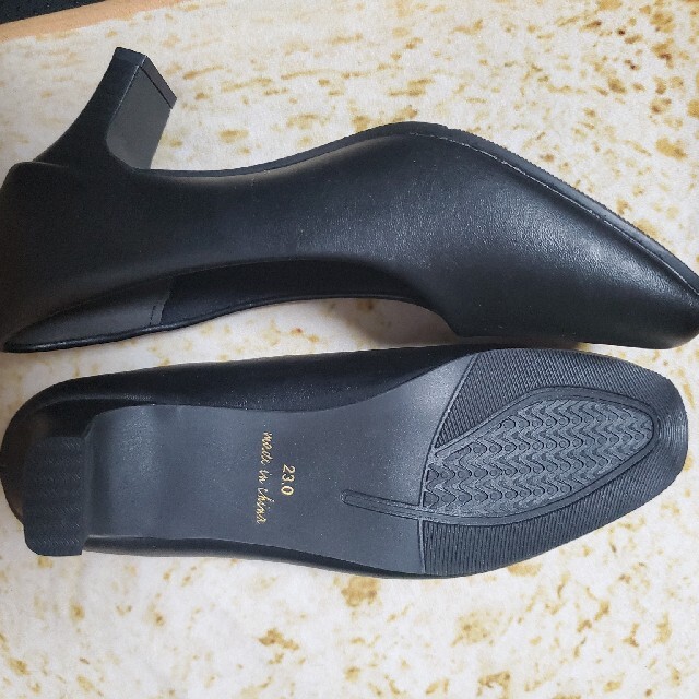 パンプス　黒　23センチ レディースの靴/シューズ(ハイヒール/パンプス)の商品写真