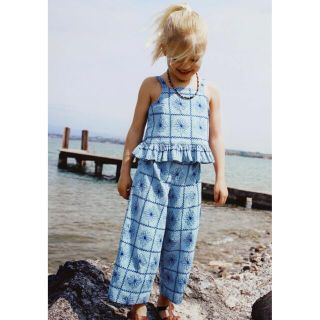 ZARA KIDS - ザラ ベビー フラワー 刺繍 モチーフ デニム キャミ ZARA KIDS - ザラ ベビー フラワー 刺繍 モチーフ デニム キャミ