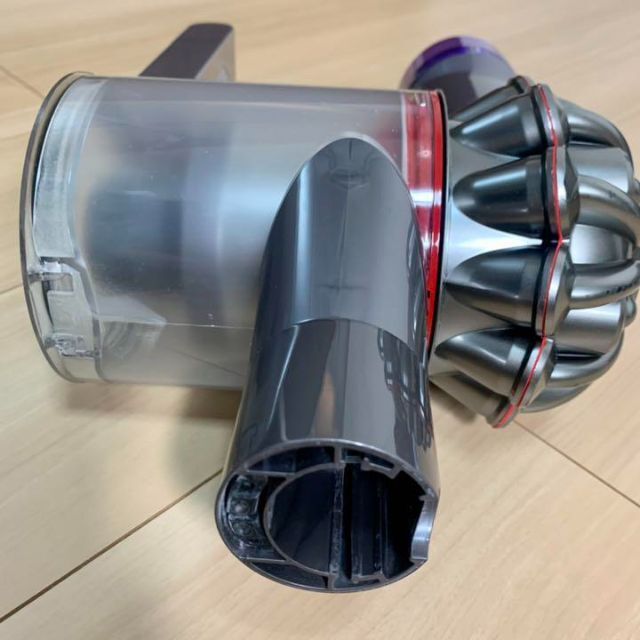 Dyson(ダイソン)のダイソンDyson V8 Slim Fluffy EXTRA SV10K スマホ/家電/カメラの生活家電(掃除機)の商品写真