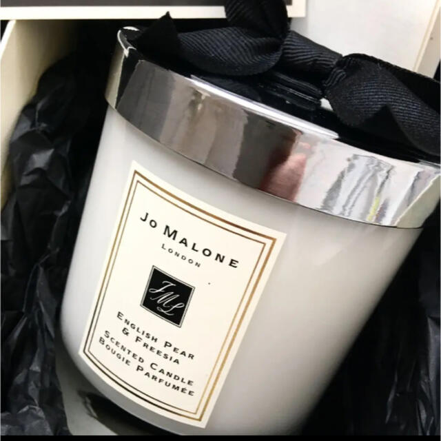 Jo Malone(ジョーマローン)のジョーマローン　イングリッシュペアーフリージア　キャンドル　コロン　ミスト コスメ/美容のリラクゼーション(キャンドル)の商品写真