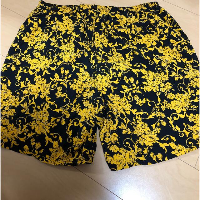 Supreme - Supreme Nylon Water Short Black Floralの通販 by SHIMA's