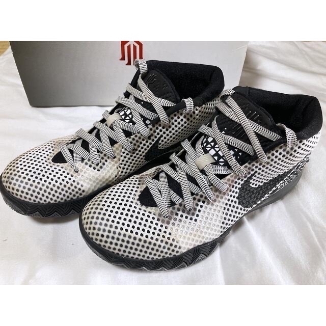 NIKE カイリー 1 BHM 27.0cm