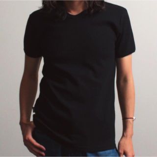 アヴィレックス(AVIREX)の新品アヴィレックスSサイズVネック定番半袖Tシャツ！(Tシャツ/カットソー(半袖/袖なし))