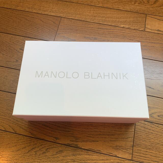 Drawer(ドゥロワー)のMANOLO BLAHNIK スエードサンダル　36 新品 レディースの靴/シューズ(サンダル)の商品写真