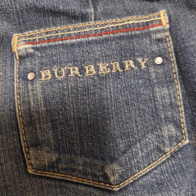 BURBERRY(バーバリー)のバーバリー　パンツ　八分丈　ハーフパンツ　110 キッズ/ベビー/マタニティのキッズ服女の子用(90cm~)(パンツ/スパッツ)の商品写真