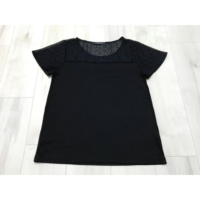 UNITED ARROWS(ユナイテッドアローズ)のユナイテッドアローズ 半袖Tシャツ レース 透かし カットソー  ブラック レディースのトップス(Tシャツ(半袖/袖なし))の商品写真