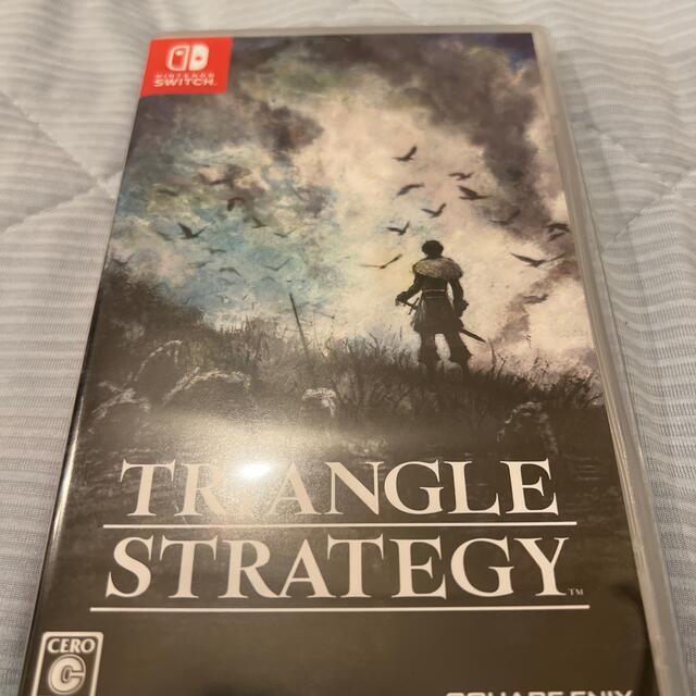 Nintendo Switch(ニンテンドースイッチ)のTRIANGLE STRATEGY（トライアングルストラテジー） Switch エンタメ/ホビーのゲームソフト/ゲーム機本体(家庭用ゲームソフト)の商品写真