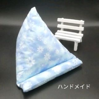 小花柄　ソフトスマホクッションスタンド　ライトブルー　ハンドメイド(その他)