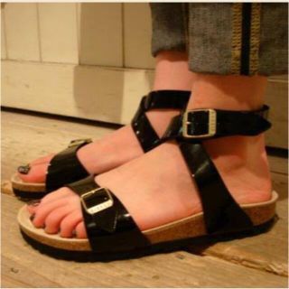 ビルケンシュトック(BIRKENSTOCK)のビルケンシュトック　ストラップサンダル(サンダル)