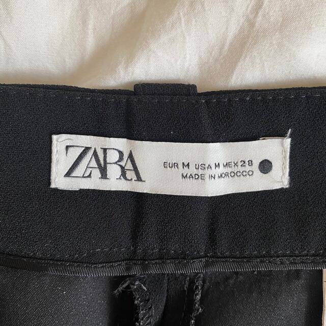 ZARA(ザラ)のZARA ショートパンツ ブラック レディースのパンツ(ショートパンツ)の商品写真