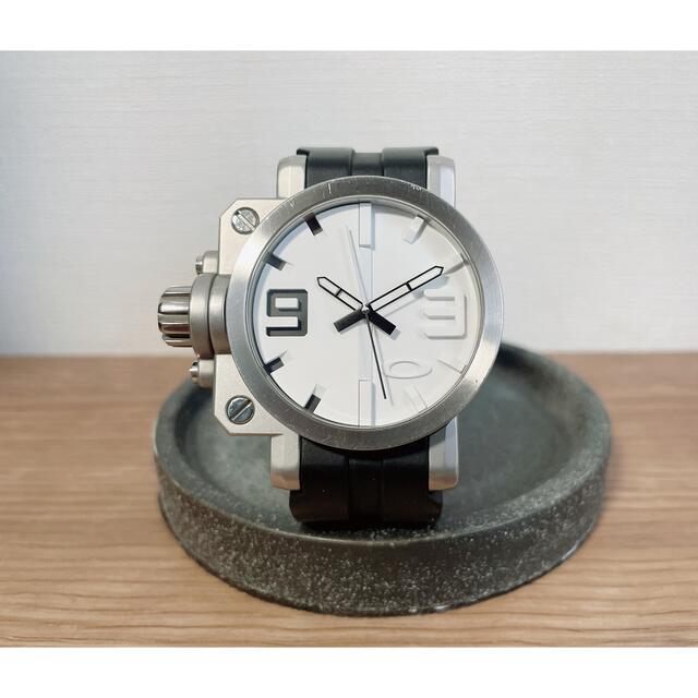 Oakley（オークリー）ギアボックス 腕時計　ホワイトダイヤル