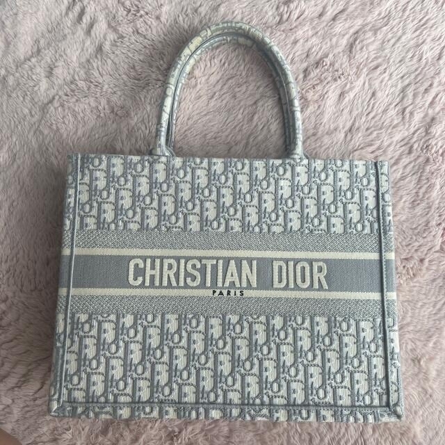 Christian Dior(クリスチャンディオール)のDior トートバッグ グレー ミディアム レディースのバッグ(トートバッグ)の商品写真