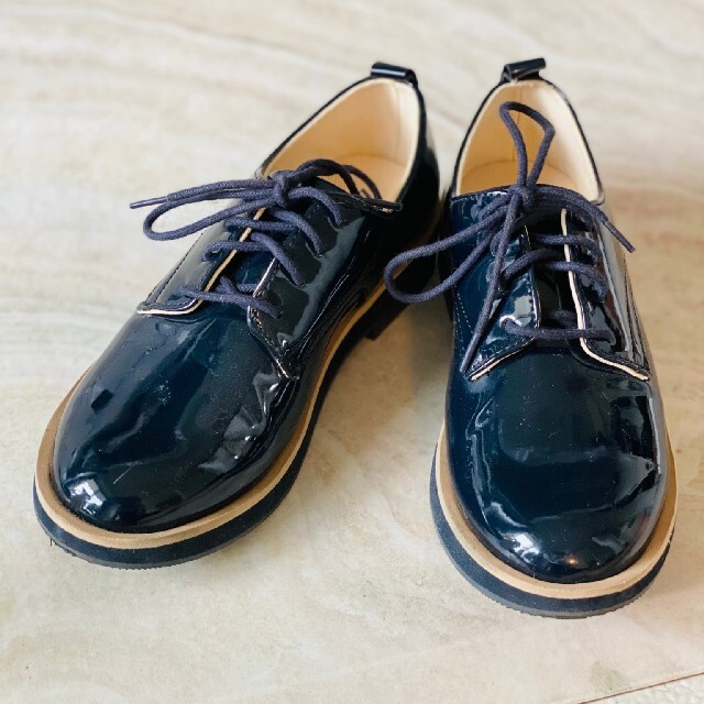 ZARA(ザラ)のZARA　子供　靴　ローファー　フォーマル キッズ/ベビー/マタニティのキッズ靴/シューズ(15cm~)(ローファー)の商品写真