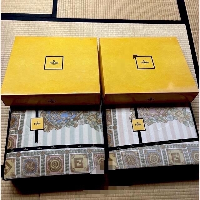 FENDI フェンディ 綿毛布 50000円〜40000円にお値下げしました‼️ 超