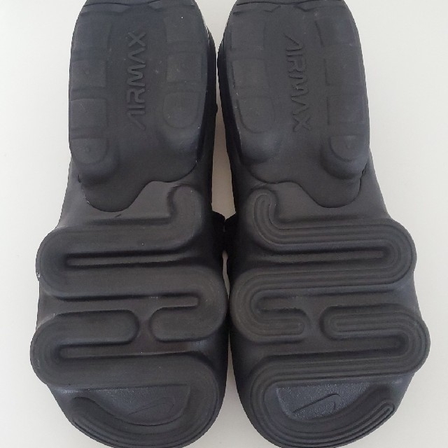 NIKE(ナイキ)のナイキ　エアマックスココ　ブラック　24センチ レディースの靴/シューズ(サンダル)の商品写真
