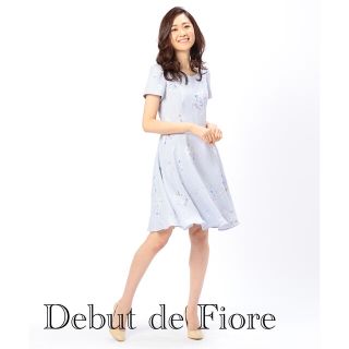 デビュードフィオレ(Debut de Fiore)のデビュードフィオレ　たっぷりフレアワンピース　38(ひざ丈ワンピース)