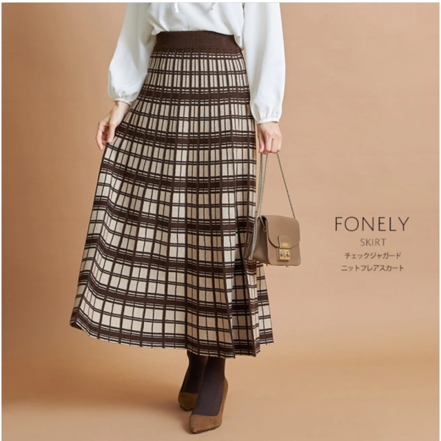 tocco(トッコ)のチェックジャガードニットフレアスカート【fonely　フォネリー】 レディースのスカート(ロングスカート)の商品写真