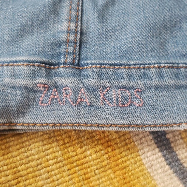 ZARA KIDS(ザラキッズ)のZARA　Gジャン　130　女の子 キッズ/ベビー/マタニティのキッズ服女の子用(90cm~)(ジャケット/上着)の商品写真