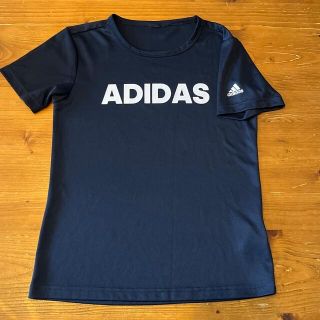 アディダス(adidas)のadidas Tシャツ　S（150㌢）細身タイプ(Tシャツ/カットソー)