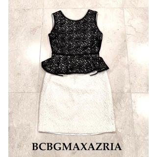 ビーシービージーマックスアズリア(BCBGMAXAZRIA)の処分セール　新品　BCBGMAXAZRIA ペプラム　レース　　切替　ワンピ(ひざ丈ワンピース)