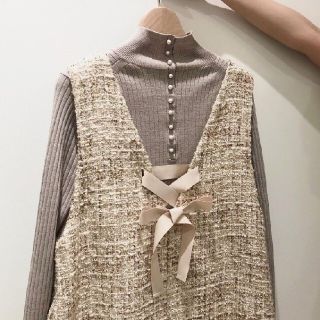 アナトリエ(anatelier)の新品　タグ付き　anatelier  ファンシーツイードワンピース　ピンク(ひざ丈ワンピース)