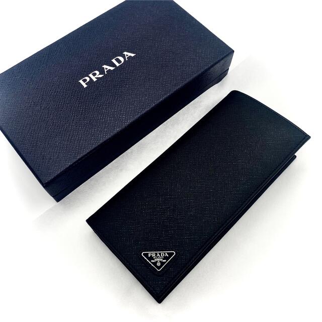 新品未使用！送料込み★PRADA★長財布 SAFFIANO TRIANG