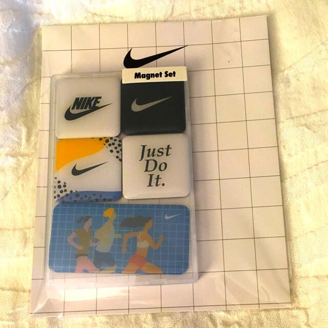 NIKE(ナイキ)のNike マグネット　非売品 エンタメ/ホビーのコレクション(ノベルティグッズ)の商品写真