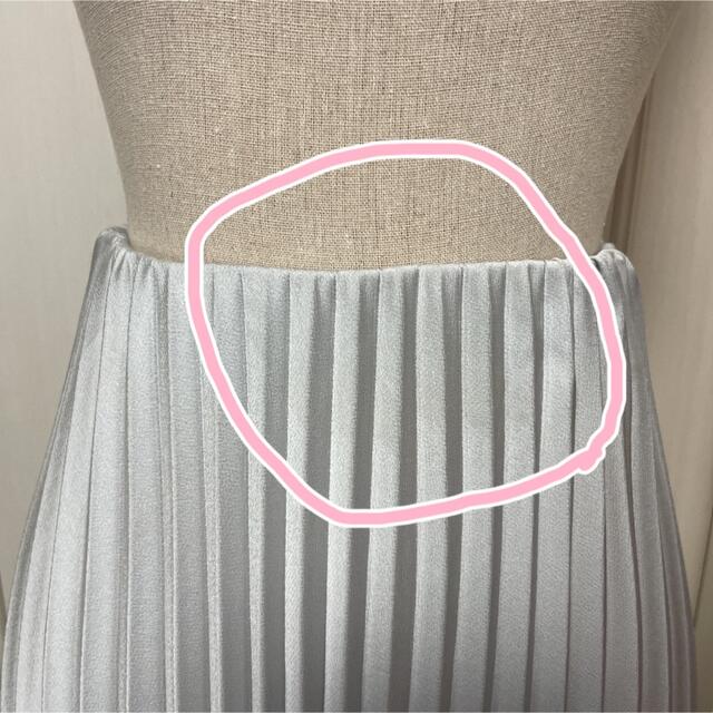 ZARA(ザラ)のZARA シルバーのプリーツスカート レディースのスカート(ロングスカート)の商品写真