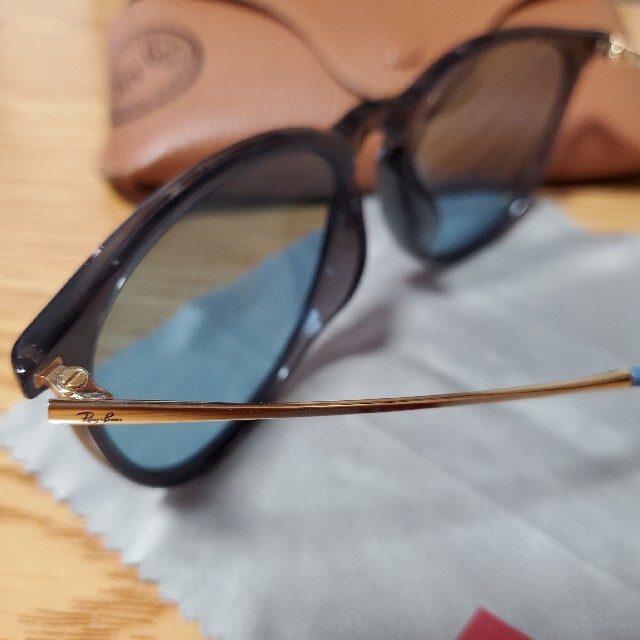 Ray-Ban(レイバン)のRay-Ban レイバン サングラス ブルー ゴールド ケース付き メンズのファッション小物(サングラス/メガネ)の商品写真