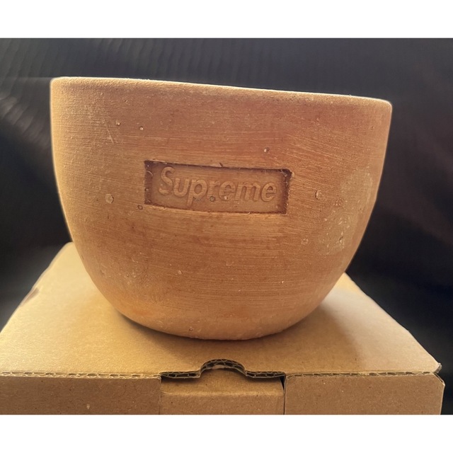 Supreme - Supreme Poggi Small Planter Terracottaの通販 by うーめん ...