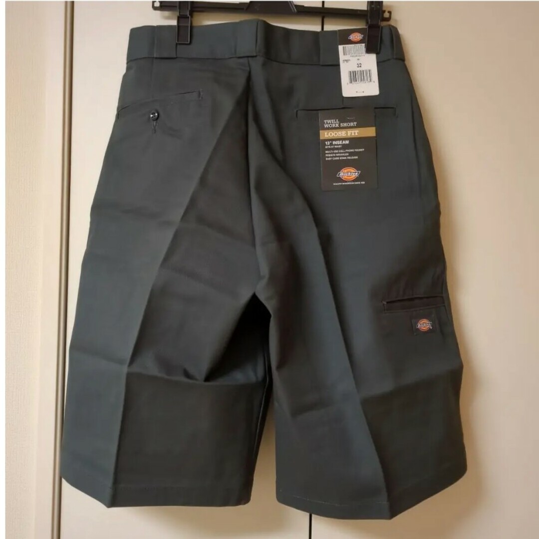 Dickies(ディッキーズ)の新品 32 CH ハーフパンツ ディッキーズ チャコール メンズのパンツ(ショートパンツ)の商品写真