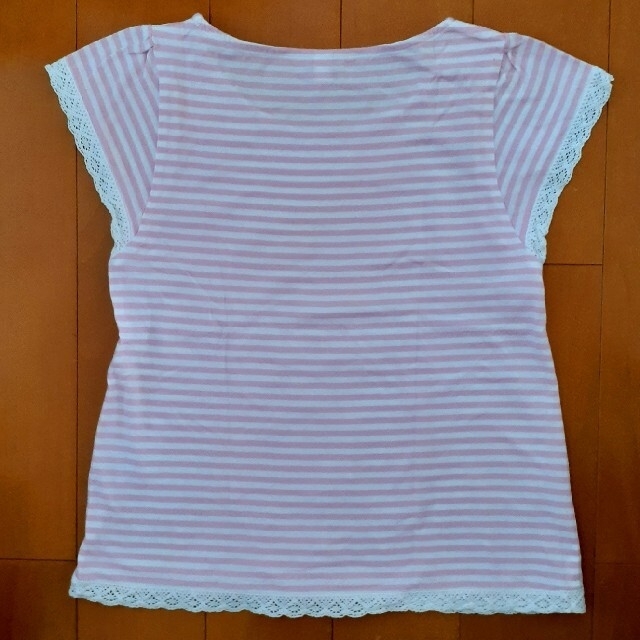 UNIQLO(ユニクロ)のピンク　ボーダー　レース　トップス　130 キッズ/ベビー/マタニティのキッズ服女の子用(90cm~)(Tシャツ/カットソー)の商品写真