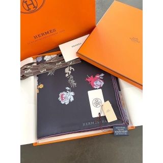 HERMES 2022aw カレ90 ローブ・レジェール