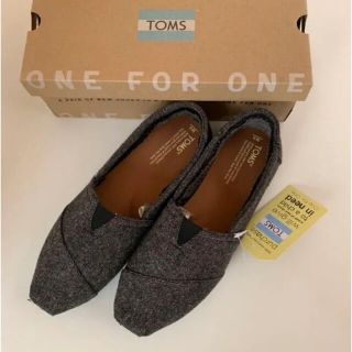 トムズ(TOMS)のTOMS スリッポン 新品未使用(スリッポン/モカシン)