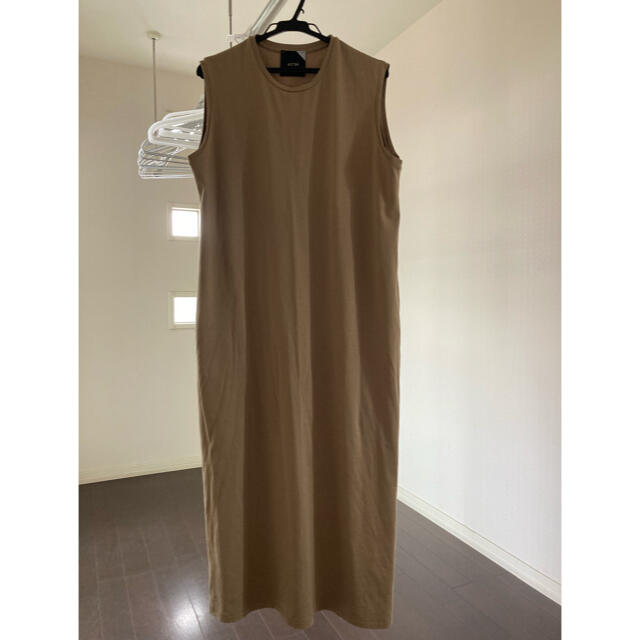 ATON(エイトン)のATON SLEEVELESS DRESS レディースのワンピース(ロングワンピース/マキシワンピース)の商品写真