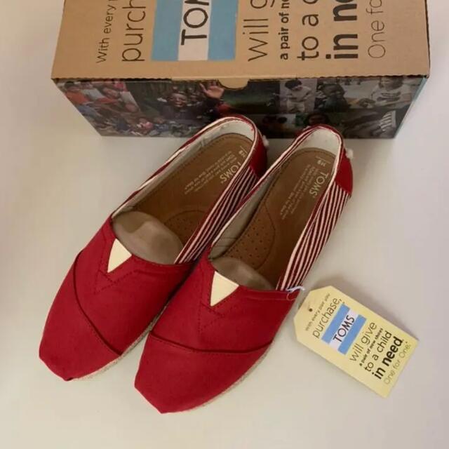 TOMS(トムズ)のTOMS スリッポン　26.0 メンズの靴/シューズ(スリッポン/モカシン)の商品写真