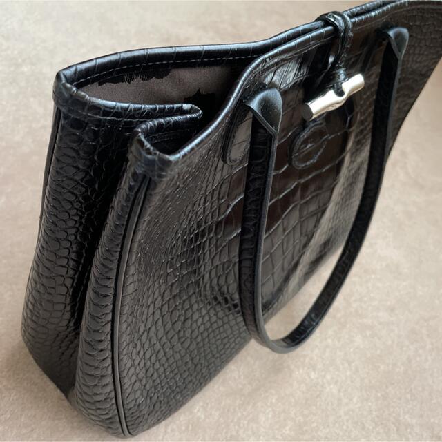 LONGCHAMP - ロンシャン クロコダイル型押し本革トートバッグの LONGCHAMP - ロンシャン クロコダイル型押し本革トートバッグの