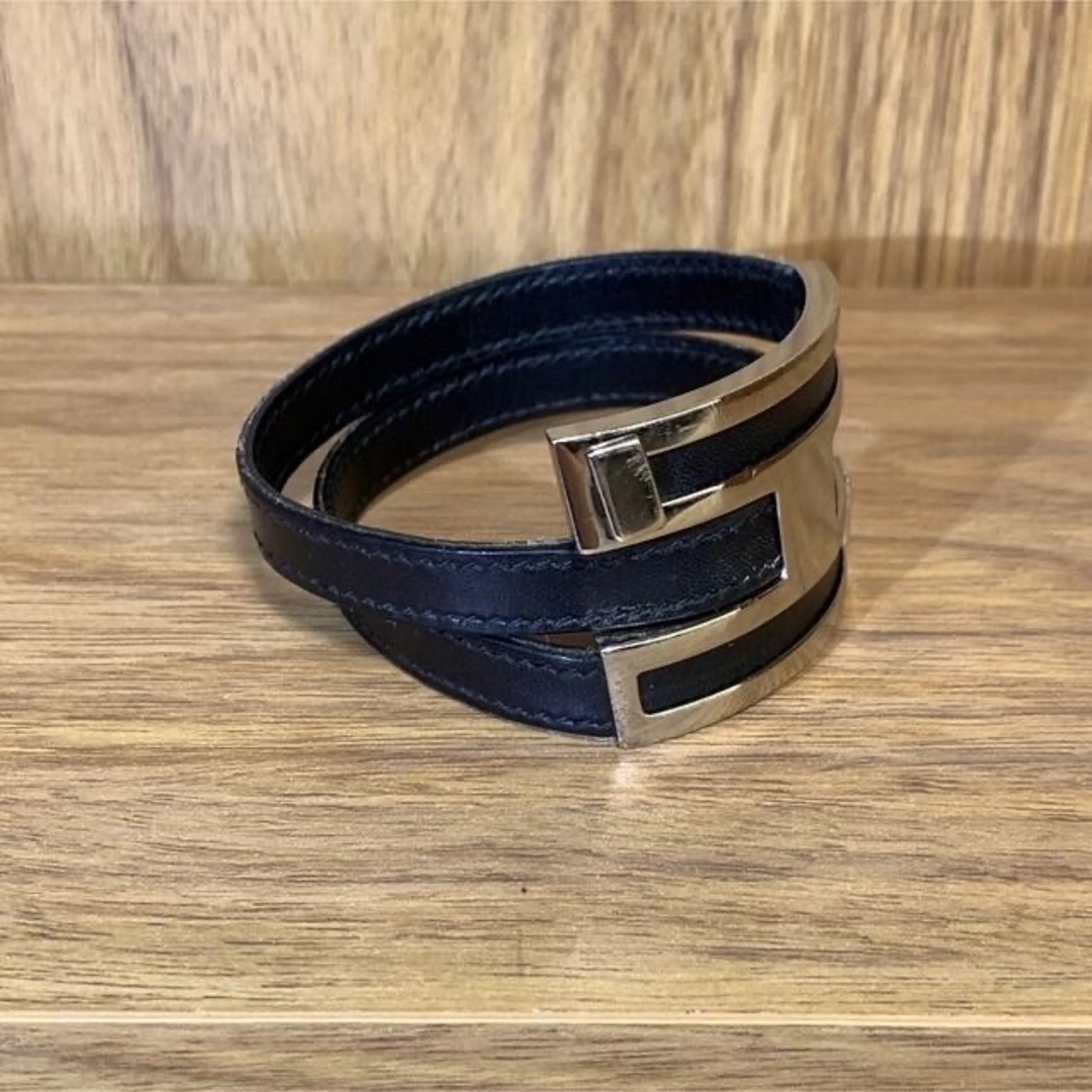 HERMES エルメス プスプス バックル 大きめ レザー ブレスレット