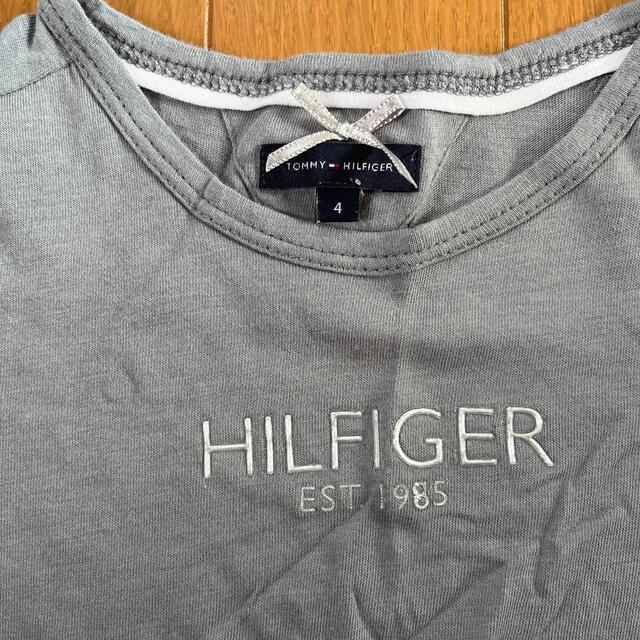 TOMMY HILFIGER(トミーヒルフィガー)のTシャツ キッズ/ベビー/マタニティのキッズ服女の子用(90cm~)(Tシャツ/カットソー)の商品写真