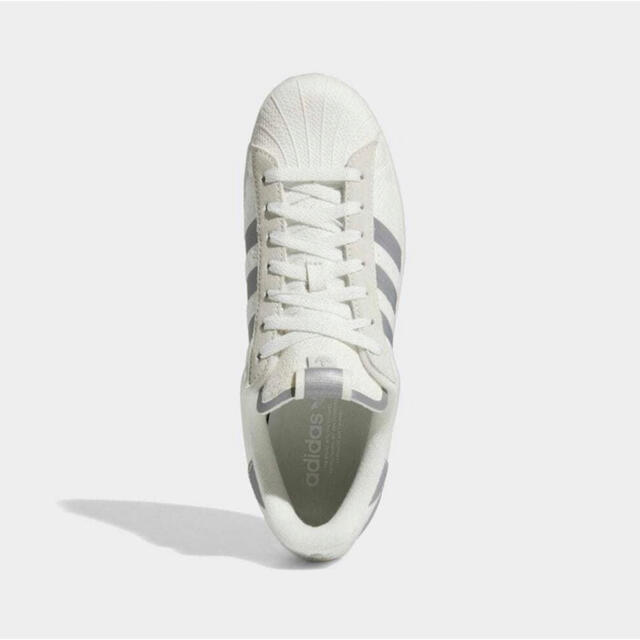 adidas(アディダス)のアディダス スーパースター ホワイト/シルバーメタリック GY0988 27.5 メンズの靴/シューズ(スニーカー)の商品写真