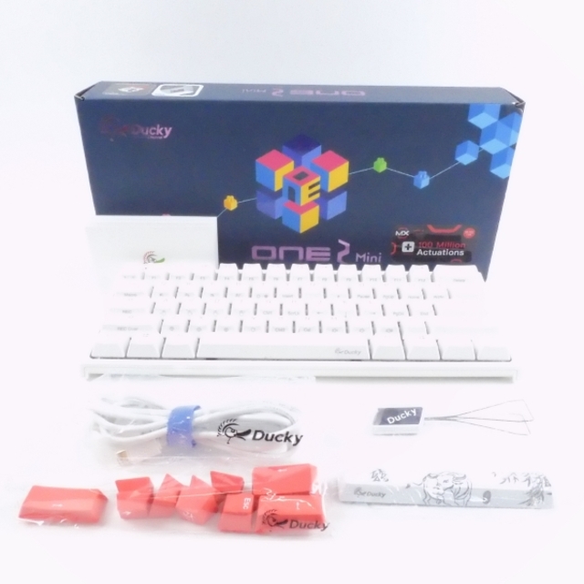 ダッキー One 2 MiniメカニカルゲーミングキーボードHU204 エンタメ/ホビーのテーブルゲーム/ホビー(その他)の商品写真