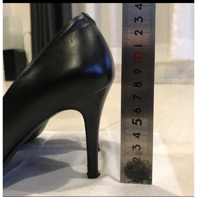 STRAWBERRY-FIELDS(ストロベリーフィールズ)のブラックパンプス レディースの靴/シューズ(ハイヒール/パンプス)の商品写真