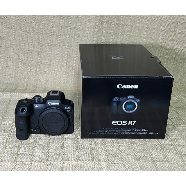 Canon - 使用回数試写１回のみ　EOSR7ボディー