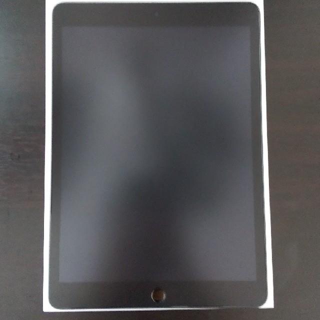 iPad - ほぼ未使用品 iPad 第9世代 Wi-Fiモデル 64GBの通販 by abba's
