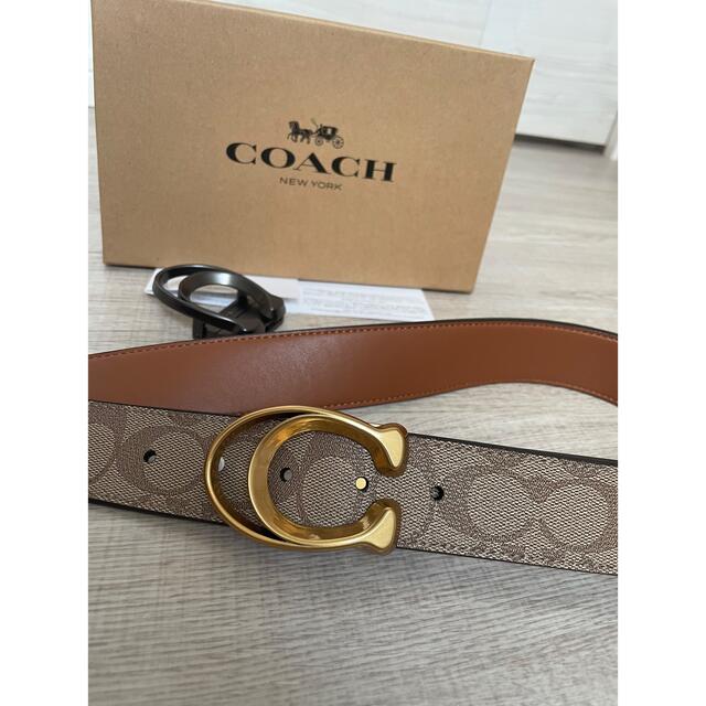 COACH(コーチ)の10日まで限定コーチ3点セットシグネチャーフリーサイズリバーシブルベルト箱付き メンズのファッション小物(ベルト)の商品写真